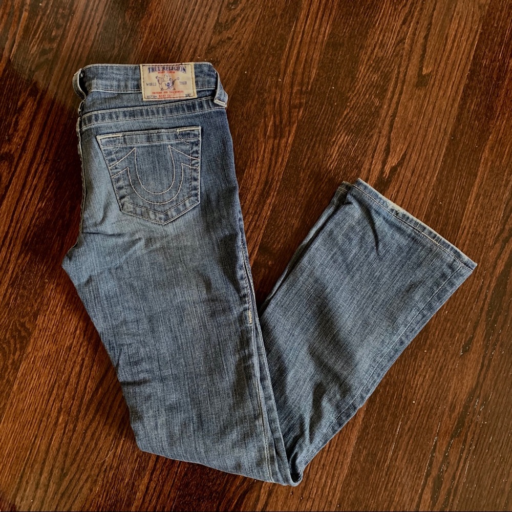 True Religion boot cut medium wash size 27